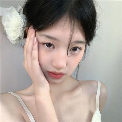 一个人的皮影戏